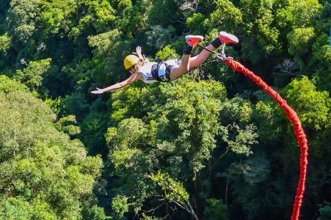 Bungee Jump 65 m – Cia Aventura